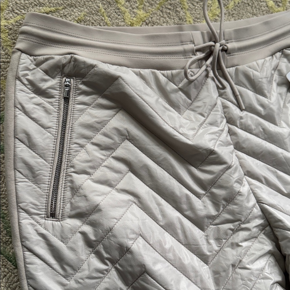 Athleta Apres Ski Down Joggers NWT 16 - Picture 4 of 6